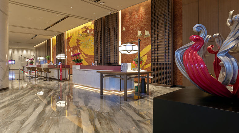 <b>HUALUXE Nanjing Yangtze River Lobby</b>. Images powered by <a href="https://www.leonardoworldwide.com/" title="Leonardo Worldwide" target="_blank">Leonardo</a>.