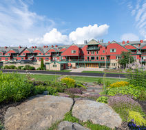 Grand Summit Resort Exterior