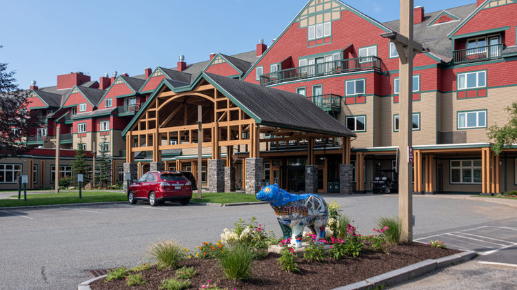 Grand Summit Resort Exterior