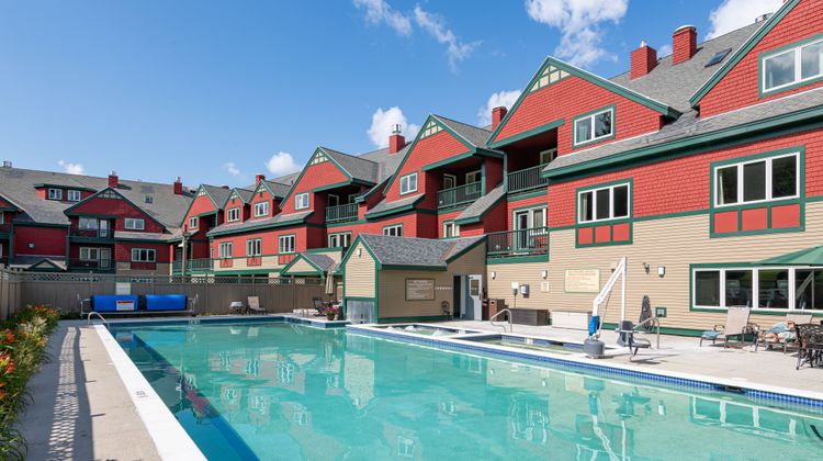 Grand Summit Resort Pool