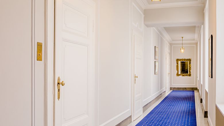 <b>Excelsior Hotel Ernst Lobby</b>. Images powered by <a href=https://www.travelagewest.com/Hotels/Cologne-Germany/