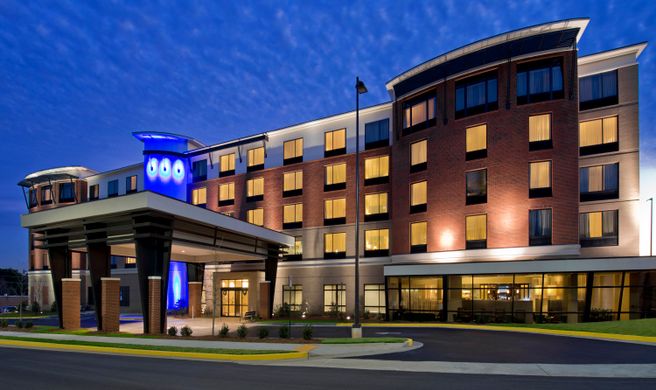Hotel Indigo College Park Exterior