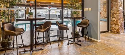 The Thompson Hotel & Conference Centre Lobby