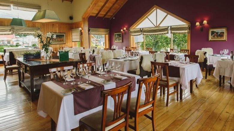 <b>Los Cauquenes Ushuaia Restaurant</b>. Images powered by <a href="https://www.leonardoworldwide.com/" title="Leonardo Worldwide" target="_blank">Leonardo</a>.