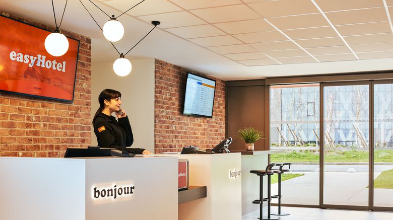 <b>easyHotel Charles de Gaulle Villepinte Lobby</b>. Images powered by <a href="https://www.leonardoworldwide.com/" title="Leonardo Worldwide" target="_blank">Leonardo</a>.