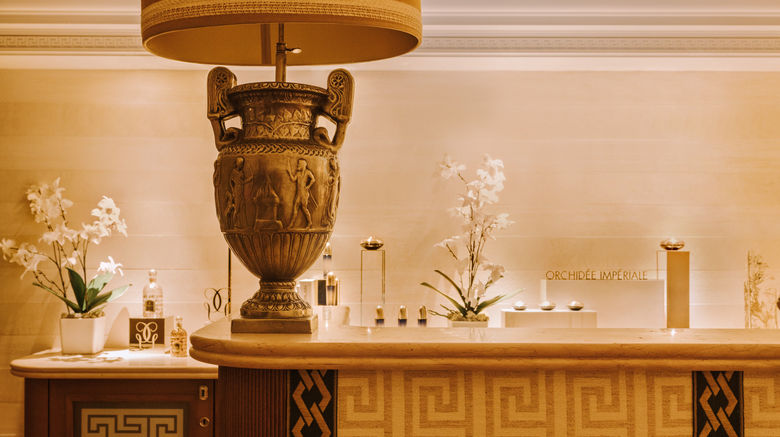 <b>Saint James Paris Spa</b>. Images powered by <a href="https://www.leonardoworldwide.com/" title="Leonardo Worldwide" target="_blank">Leonardo</a>.