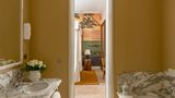 <b>Saint James Paris Room</b>. Images powered by <a href="https://www.leonardoworldwide.com/" title="Leonardo Worldwide" target="_blank">Leonardo</a>.