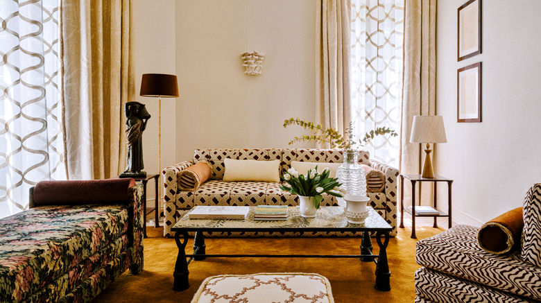 <b>Saint James Paris Suite</b>. Images powered by <a href="https://www.leonardoworldwide.com/" title="Leonardo Worldwide" target="_blank">Leonardo</a>.