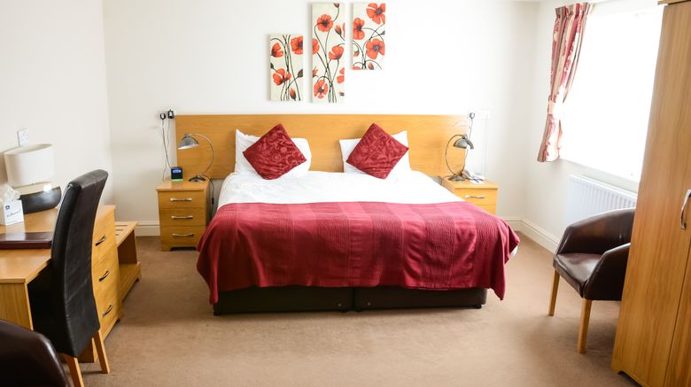 <b>Pettifers Freehouse Hotel Room</b>. Images powered by <a href="https://www.leonardoworldwide.com/" title="Leonardo Worldwide" target="_blank">Leonardo</a>.