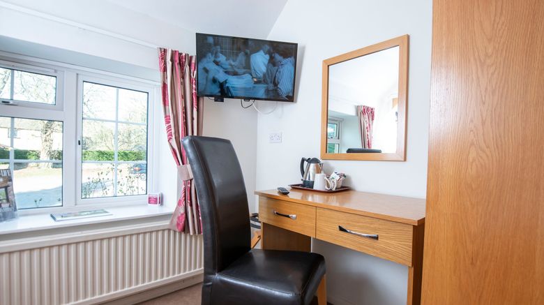 <b>Pettifers Freehouse Hotel Room</b>. Images powered by <a href="https://www.leonardoworldwide.com/" title="Leonardo Worldwide" target="_blank">Leonardo</a>.