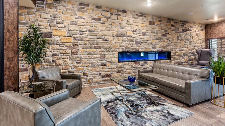 <b>Cobblestone Hotel & Suites Little Chute Lobby</b>. Images powered by <a href="https://www.leonardoworldwide.com/" title="Leonardo Worldwide" target="_blank">Leonardo</a>.