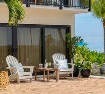 La Siesta Resort & Villas Exterior