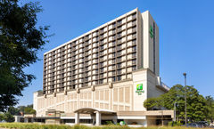 Holiday Inn National Airport