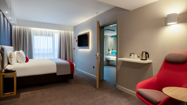 <b>Holiday Inn Exp Cambridge West-Cambourne Room</b>. Images powered by <a href="https://www.leonardoworldwide.com/" title="Leonardo Worldwide" target="_blank">Leonardo</a>.