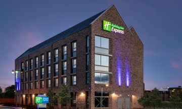 Holiday Inn Exp Cambridge West-Cambourne