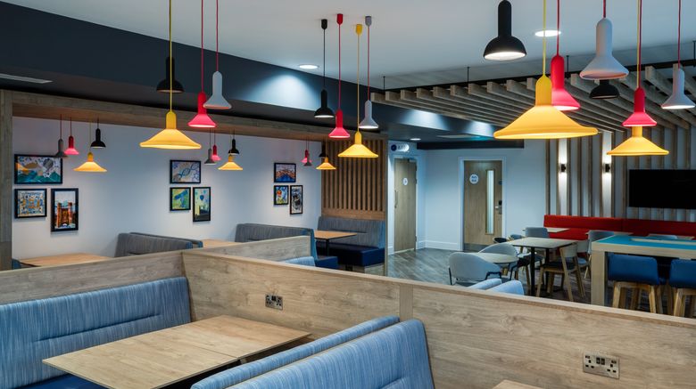 <b>Holiday Inn Exp Cambridge West-Cambourne Restaurant</b>. Images powered by <a href="https://www.leonardoworldwide.com/" title="Leonardo Worldwide" target="_blank">Leonardo</a>.