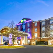 Holiday Inn Express & Suites Kansas City