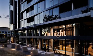 Midnight Hotel, Autograph Collection