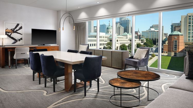 JW Marriott Indianapolis Suite