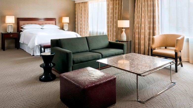<b>Sheraton Centre Toronto Hotel Suite</b>. Images powered by <a href="https://www.leonardoworldwide.com/" title="Leonardo Worldwide" target="_blank">Leonardo</a>.
