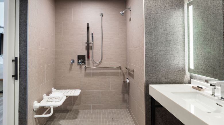 <b>Sheraton Flowood The Refuge Hotel Room</b>. Images powered by <a href="https://www.leonardoworldwide.com/" title="Leonardo Worldwide" target="_blank">Leonardo</a>.