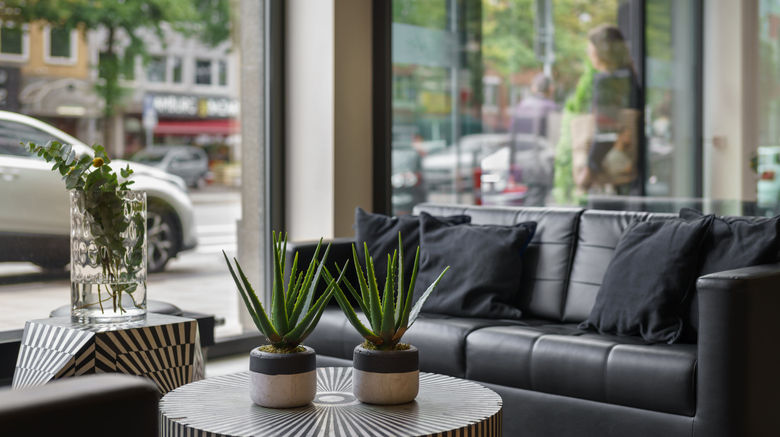 <b>Novum Style Hotel Hamburg Centrum Lobby</b>. Images powered by <a href="https://leonardo.com/" title="Leonardo Worldwide" target="_blank">Leonardo</a>.