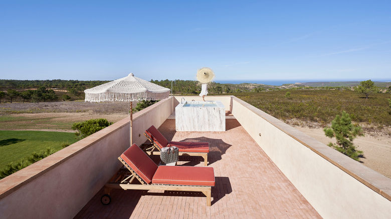 <b>Praia do Canal Nature Retreat Suite</b>. Images powered by <a href="https://www.leonardoworldwide.com/" title="Leonardo Worldwide" target="_blank">Leonardo</a>.