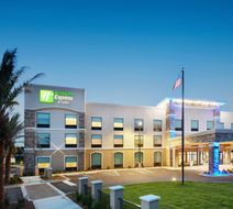 Holiday Inn Express & Suites Gulf Breeze Exterior