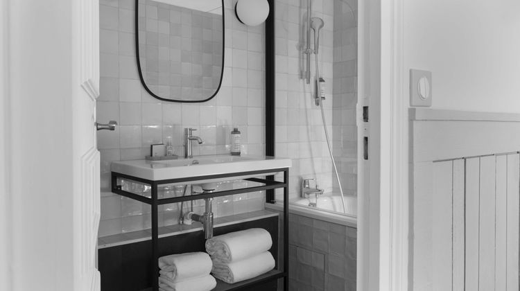 Helios Opera Hotel Room