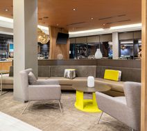 SpringHill Suites Durham City View Lobby