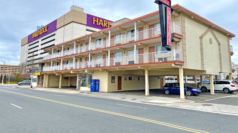 Red Carpet Inn Exterior. Images powered by <a href="https://www.leonardoworldwide.com" target="_blank" rel="noopener">Leonardo</a>.