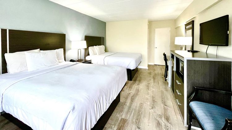 Red Carpet Inn Room