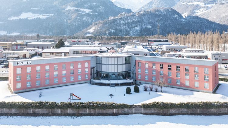 Swiss Heidi Hotel Exterior