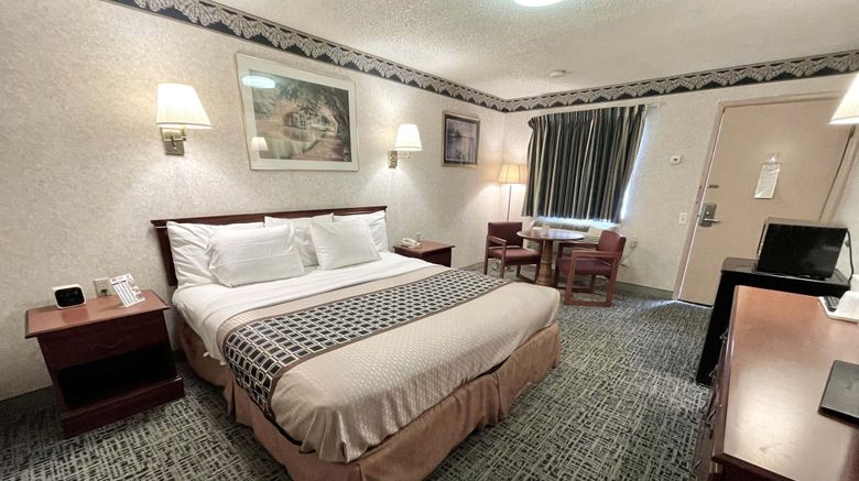 <b>Red Carpet Inn Room</b>. Images powered by <a href="https://www.leonardoworldwide.com/" title="Leonardo Worldwide" target="_blank">Leonardo</a>.