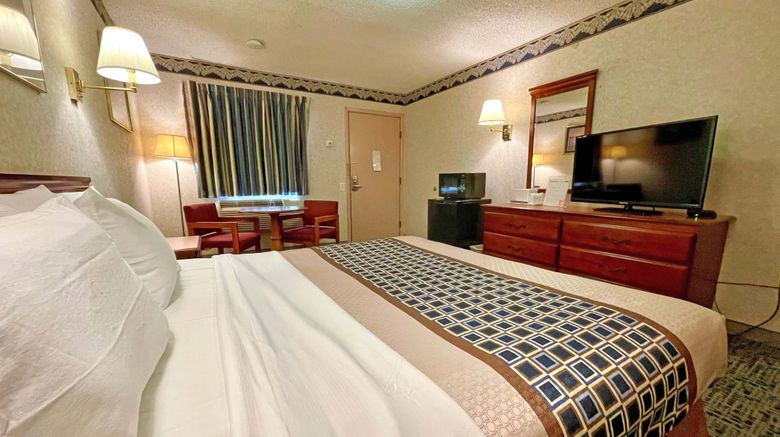 <b>Red Carpet Inn Room</b>. Images powered by <a href="https://www.leonardoworldwide.com/" title="Leonardo Worldwide" target="_blank">Leonardo</a>.