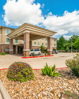 Rest Well Inn and Suites Houston I-45 N
