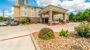 Rest Well Inn and Suites Houston I-45 N