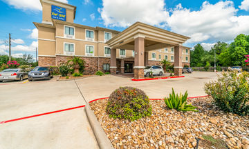 Rest Well Inn and Suites Houston I-45 N