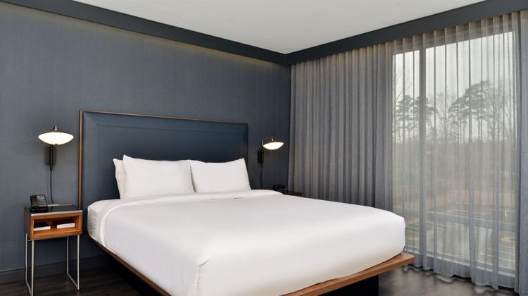 Courtyard Raleigh Cary/Crossroads Suite