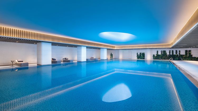 Holiday Inn Express Qingdao Jinshui Pool