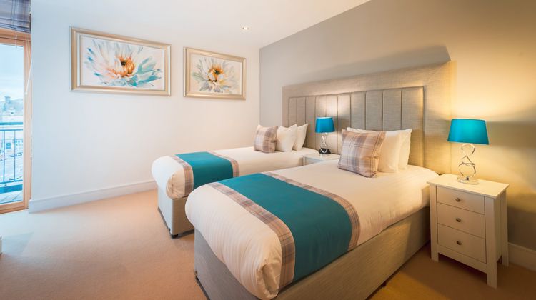 Highland Apartments by Mansley Room