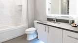 100 Moffett Apartments Room