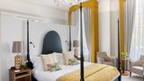 Queen's Hotel Cheltenham Suite