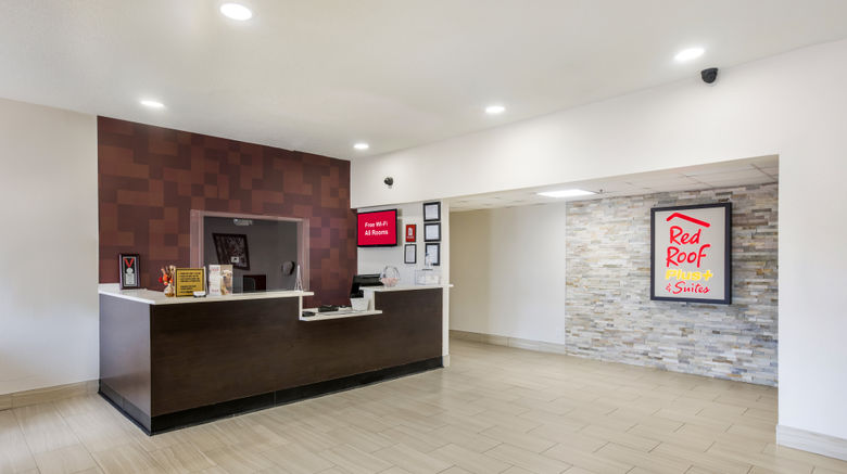 <b>Red Roof PLUS+ & Suites Savannah I-95 Lobby</b>. Images powered by <a href="https://www.leonardoworldwide.com/" title="Leonardo Worldwide" target="_blank">Leonardo</a>.