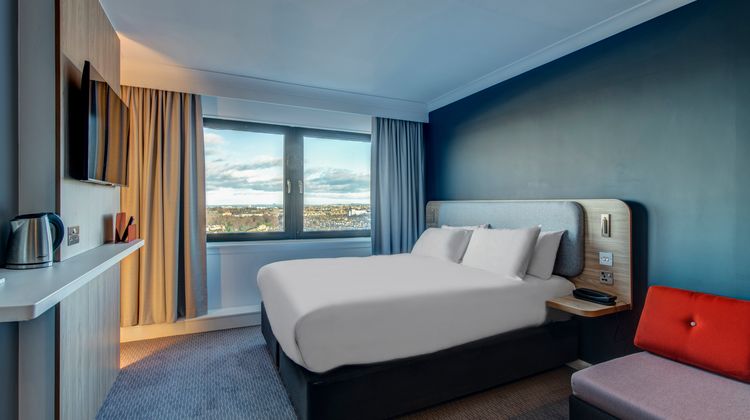 Holiday Inn Edinburgh - City West Room