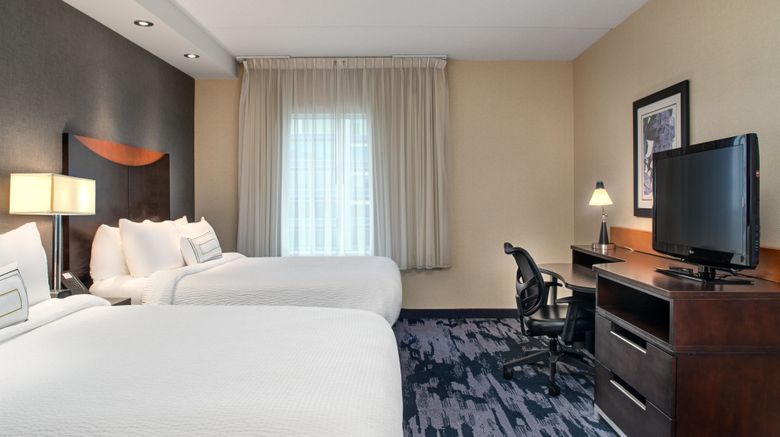 <b>Fairfield Inn/Suites Toronto Mississauga Suite</b>. Images powered by <a href="https://www.leonardoworldwide.com/" title="Leonardo Worldwide" target="_blank">Leonardo</a>.