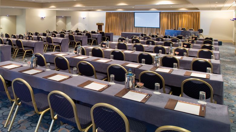 <b>Mediterranean Beach Hotel Meeting</b>. Images powered by <a href="https://www.leonardoworldwide.com/" title="Leonardo Worldwide" target="_blank">Leonardo</a>.