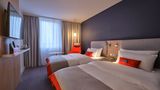 Holiday Inn Express Munich Messe Room