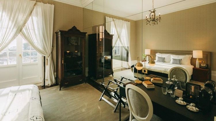 Torel Palace Porto Room