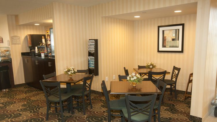 Cobblestone Inn & Suites Restaurant